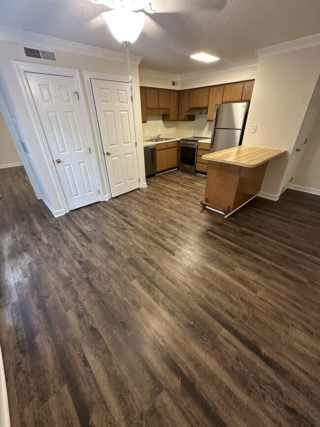 Foto del edificio - 3522-101 Ivy Commons Drive