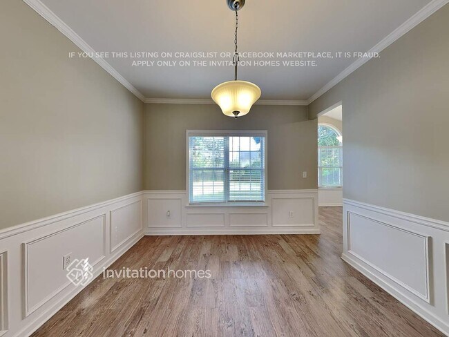 Building Photo - 2696 Summerbrooke Dr
