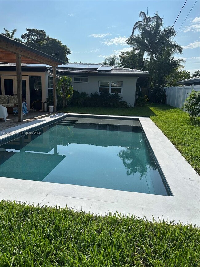 Foto del edificio - 1251 SW 11th Terrace