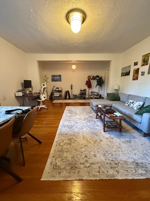 Foto del edificio - 65 Strathmore Rd