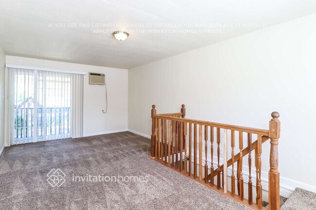Foto del edificio - 425 Jasmine Ave