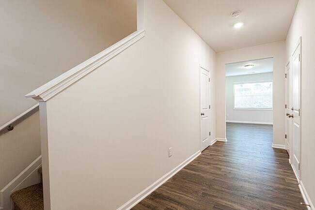 Building Photo - Brand New Townhome in Peachtree Park in Du...