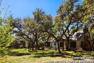 Primary Photo - 9810 Park Dr