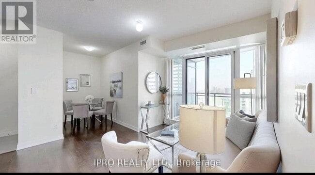 Photo du bâtiment - 4099-4099 Brickstone Mews