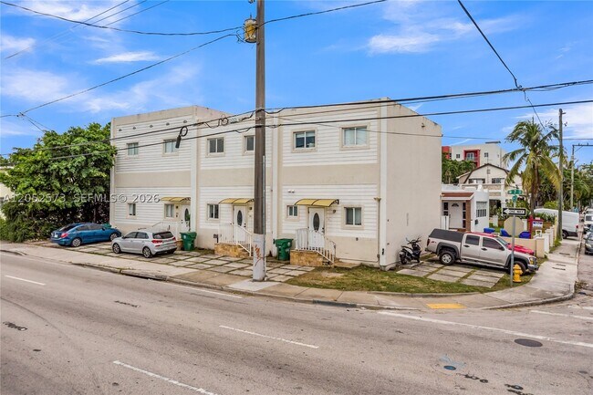Foto del edificio - 2 SW 7th St