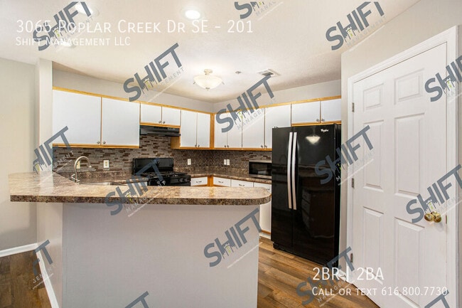 Building Photo - 3065 Poplar Creek Dr SE