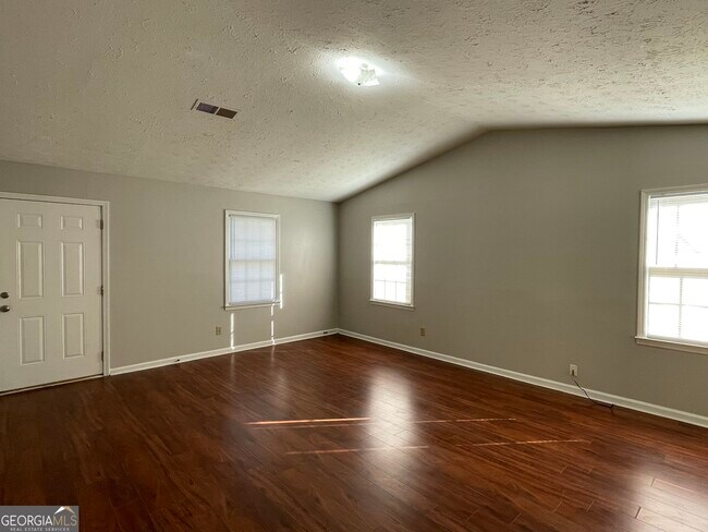 Building Photo - 980 Arlington Way