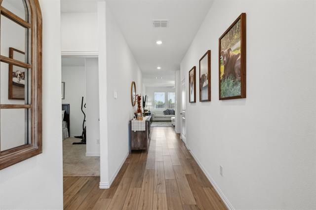 Building Photo - 705 Alden Dr