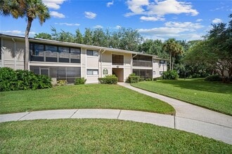 Building Photo - 6002 Laketree Ln
