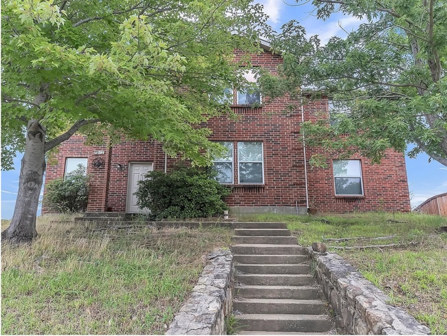 Building Photo - 1352 Dawson Way
