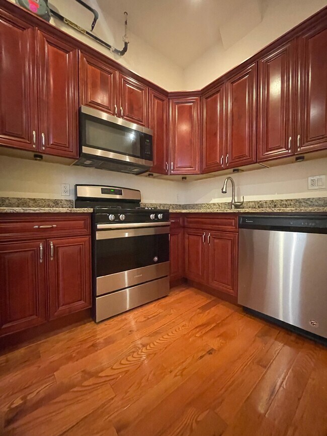 Foto del edificio - 502 W 139th St