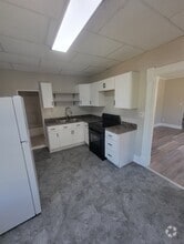 Building Photo - 516 2nd Ave S