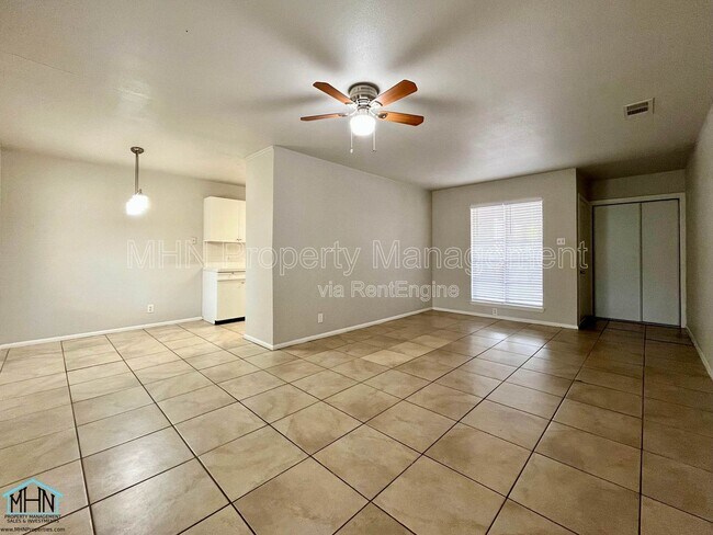 Foto del edificio - 944 Patricia Dr