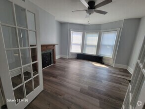 Building Photo - 1324 1st Ave
