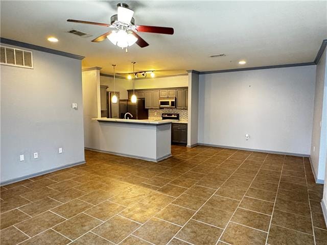Building Photo - 350 Emerald Forest Blvd