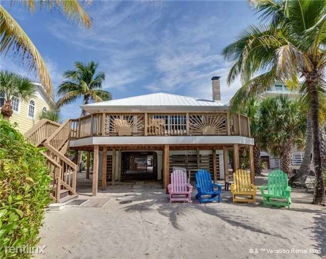 Primary Photo - 3610 Estero Blvd
