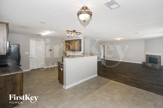 Foto del edificio - 7576 Stonington Dr