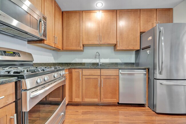 Foto del edificio - Charming 1 Bedroom Condo in Alexandria Vir...