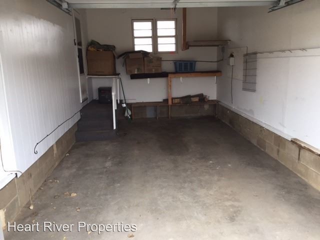 Building Photo - 3 br, 2 bath House - 116 5th St SW