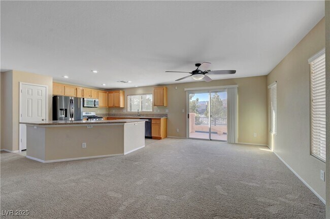 Building Photo - 5052 Whistling Acres Ave