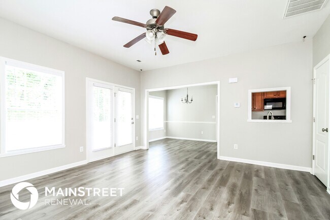 Foto del edificio - 339 Walden Ridge Ct