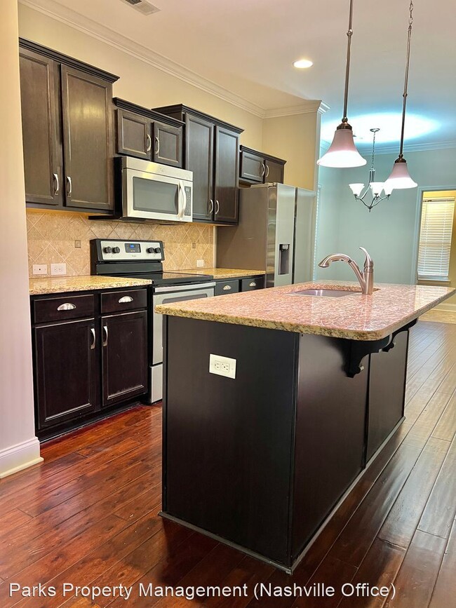 Building Photo - 3 br, 2.5 bath House - 1606 Shadow Green D...
