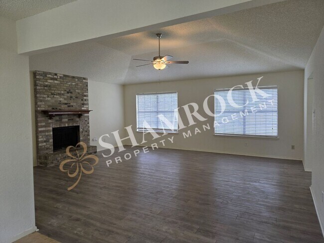 Building Photo - 3/2 Arrowhead Estates Home