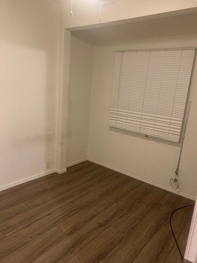 Dormitorio número 2 - 1118 N Norman Ct