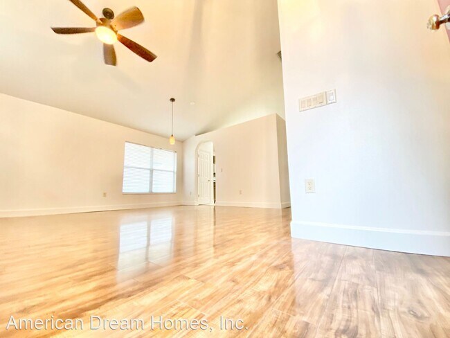 Foto del edificio - 3 br, 2 bath House - 4286 Shadow Creek Circle