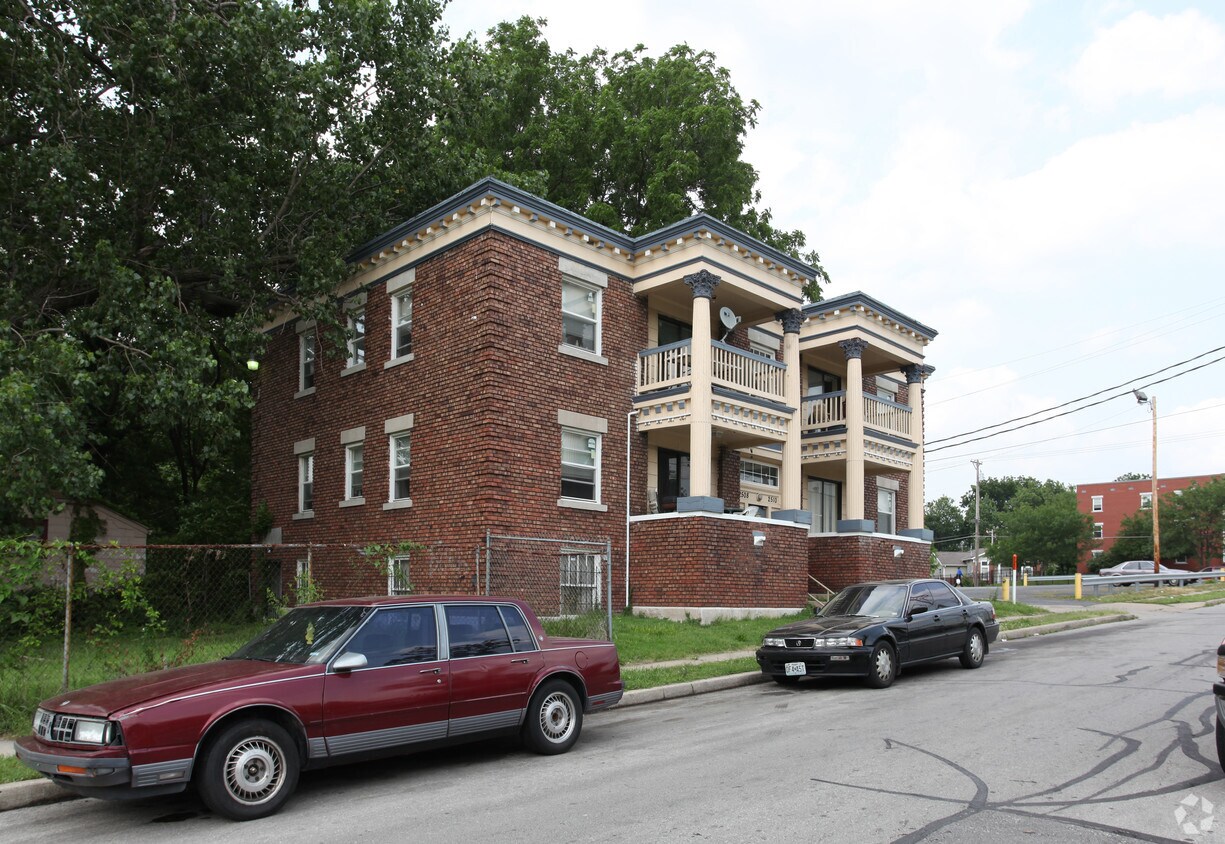 Building Photo - 2508-2510 30th St