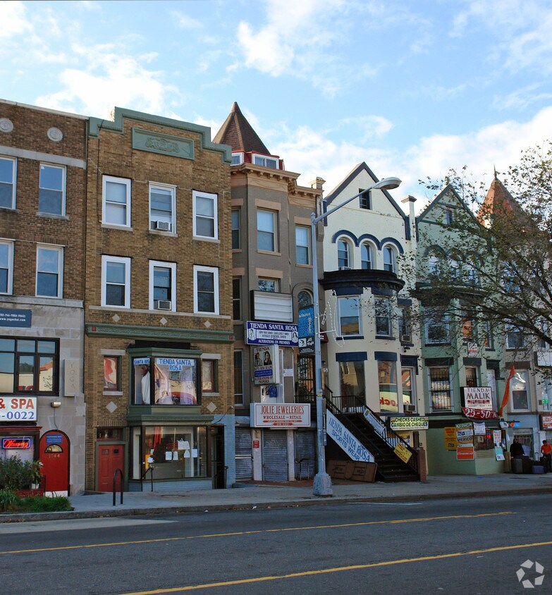 Foto principal - 1748 Columbia Rd NW