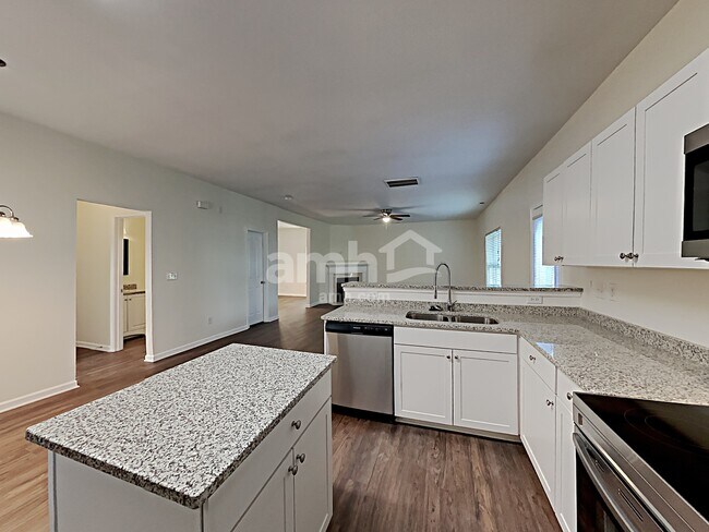 Foto del edificio - 10916 Slalom Hill Rd