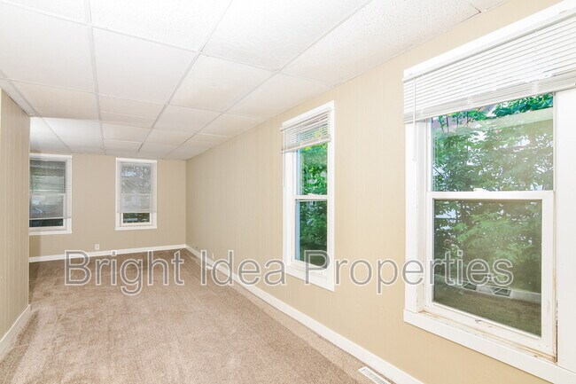 Foto del edificio - 454 Sherburne Ave