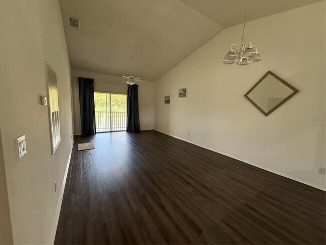 Foto del edificio - 13348 Fairway Glen Dr