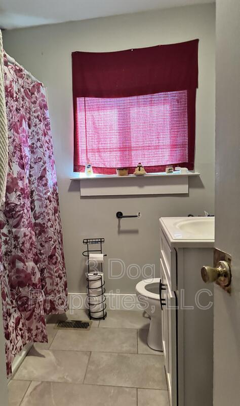 Foto del edificio - 524 S Holly St