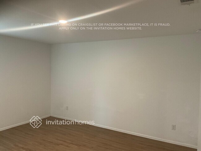 Building Photo - 22296 Stoney Ravine Dr