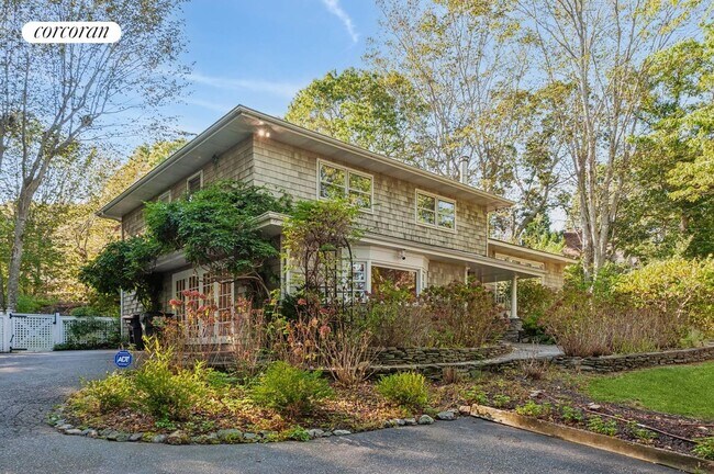 Building Photo - 495 7 Ponds Towd Rd