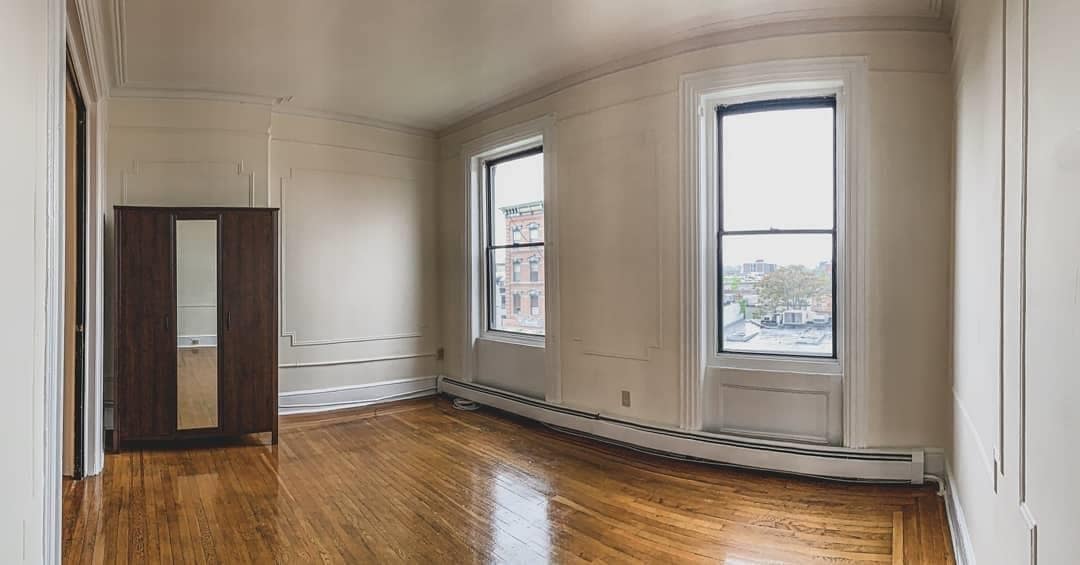 Primary Photo - 209 Washington St