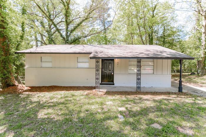 Primary Photo - 881 Wright Dr
