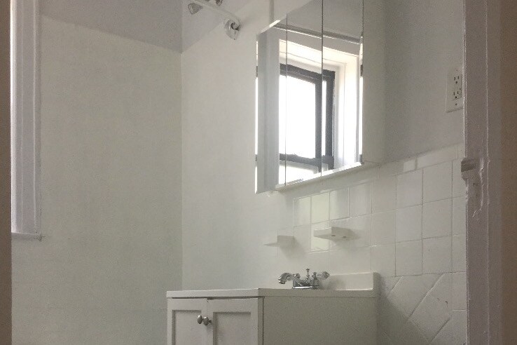 Foto principal - 93-23 218th St