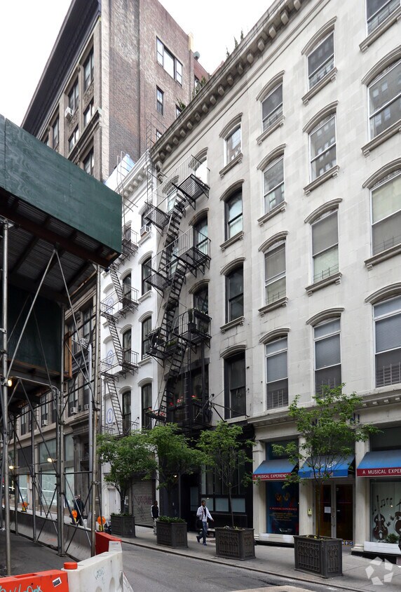 Foto principal - 17 Warren St