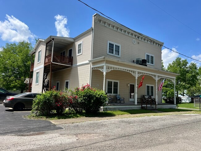 Building Photo - 1011 Roosevelt St