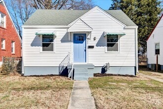 Building Photo - 327 Alger Ave