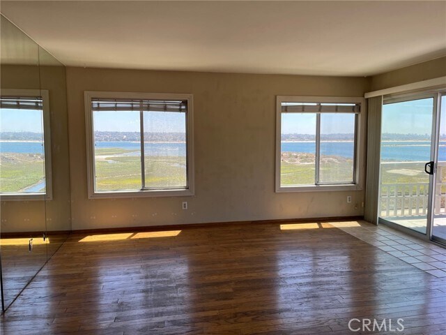 Foto del edificio - 3833 Lamont St