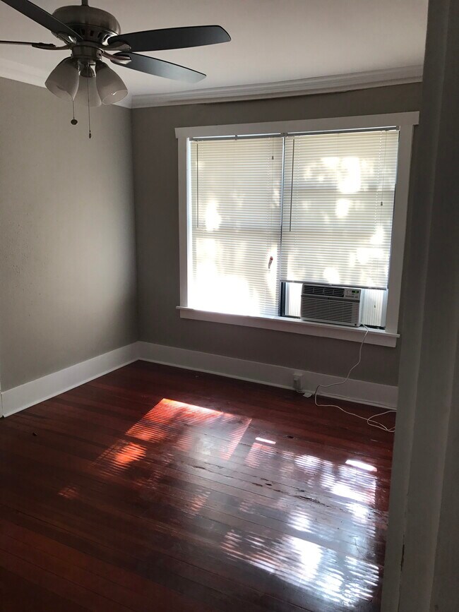 Foto del edificio - 1329 2nd Ave W