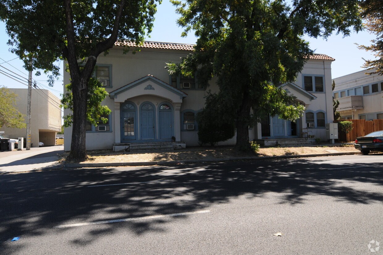 Foto del edificio - 1128 11th St