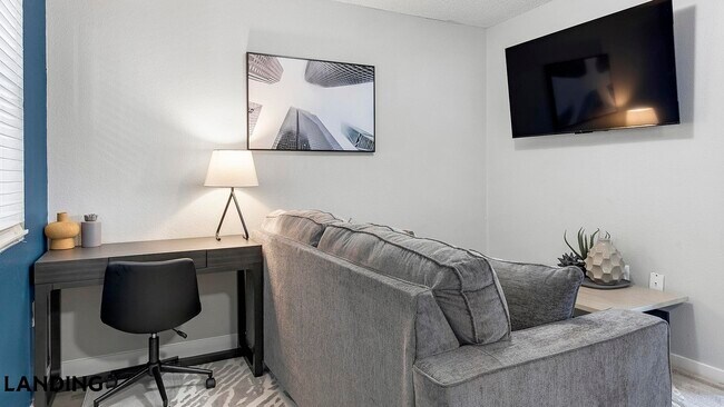 Building Photo - 130 Camino De Oro