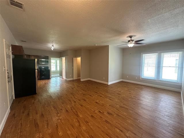 Building Photo - 4318 Junius St