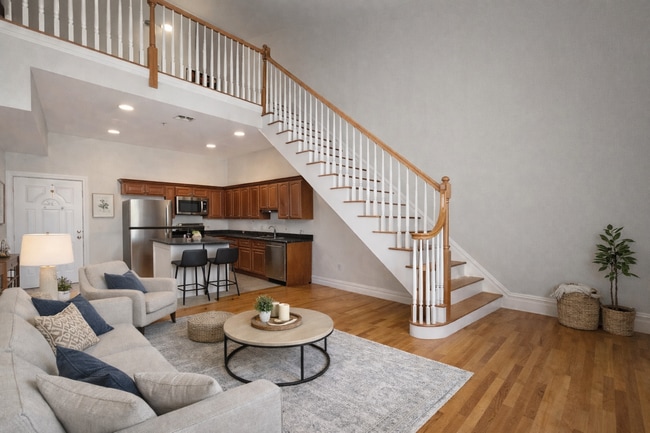 Building Photo - 1 John St