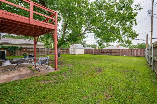 Foto del edificio - 325 Hilltop Ln
